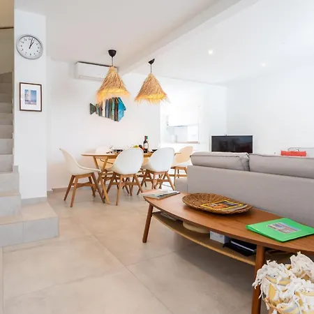 La Cala - Beachfront Few Steps Away From Sandy Holiday home