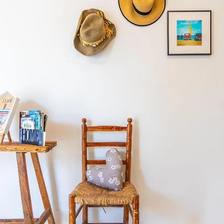 Holiday home La Cala - Beachfront Few Steps Away From Sandy *